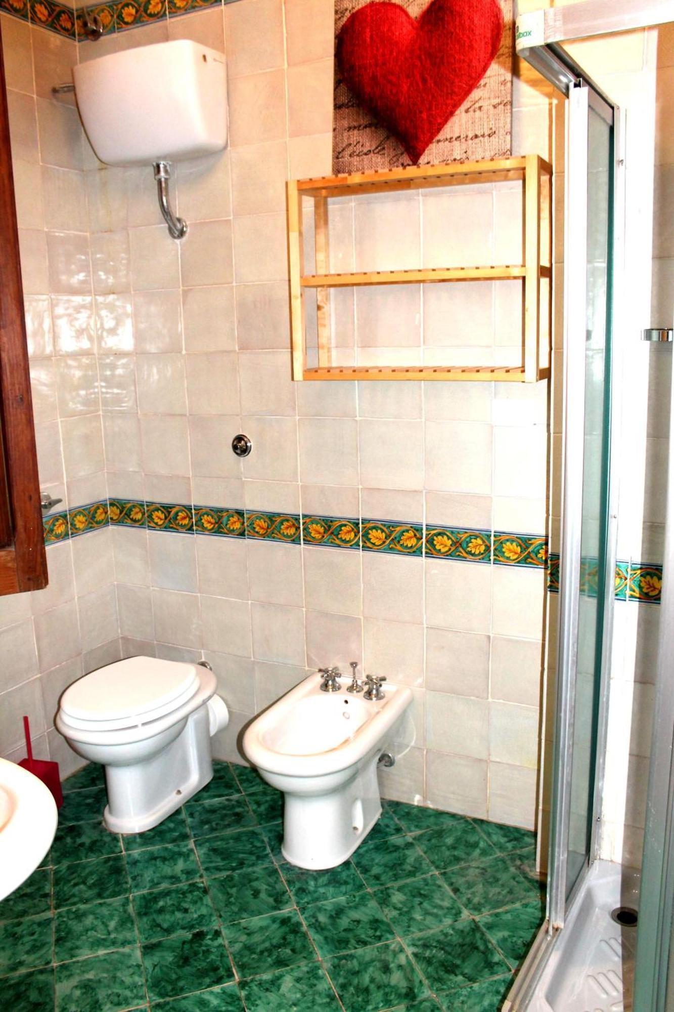 B&B Nettuno Сан-Леоне Номер фото
