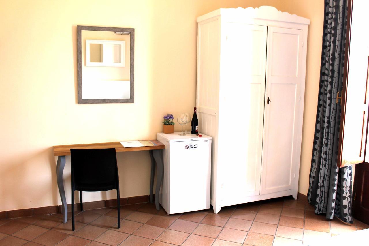 B&B Nettuno Сан-Леоне Экстерьер фото